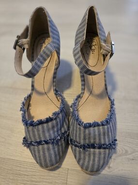 Life Stride Blue Striped Frayed Espadrille Heel Sandals